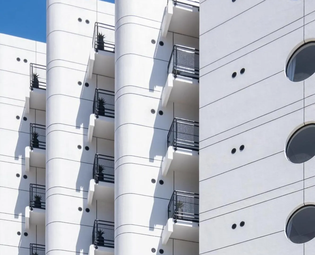Flamingo 407 - Central Prime Sea Point Apartment Cape Town
