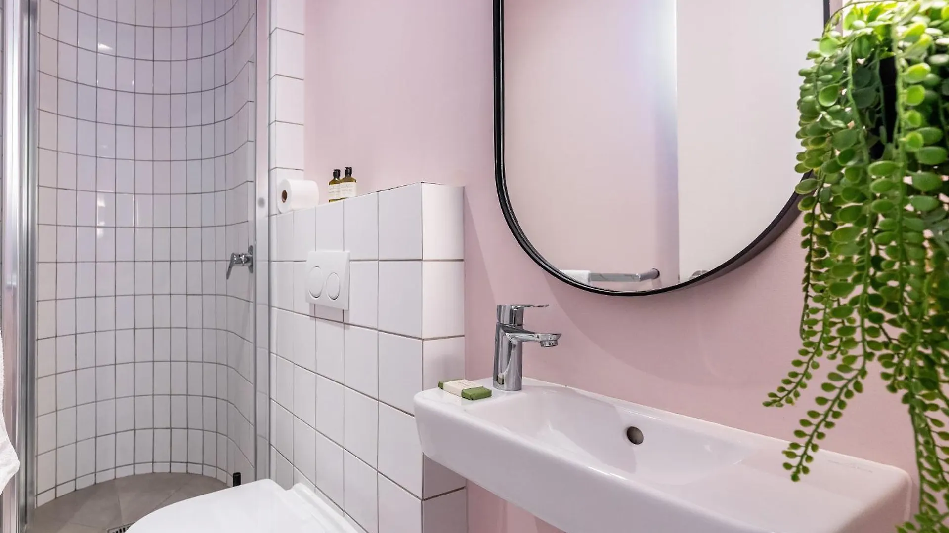 Flamingo 407 - Central Prime Sea Point Apartment Cape Town
